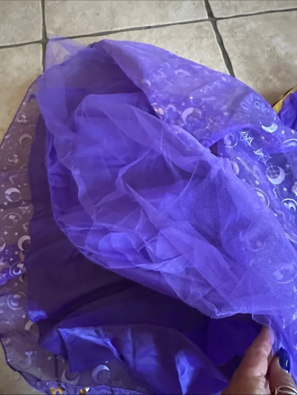 Disney store Girls Purple Witch Costume Dress with Hat - Kids Costume size 9/10